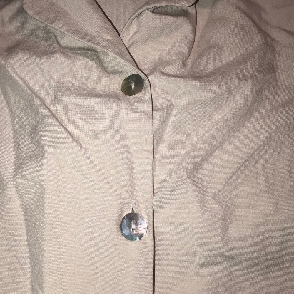 Top - Picture 4 of 8